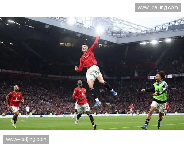 曼联锋线配置重新优化 谢什科库尼亚形成互补进攻组合 曼联锋线配置重新优化 谢什科库尼亚形成互补进攻组合